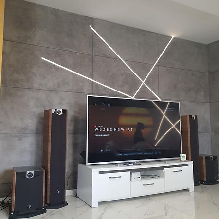 Apartament Dubaj グリヴィツェ エクステリア 写真