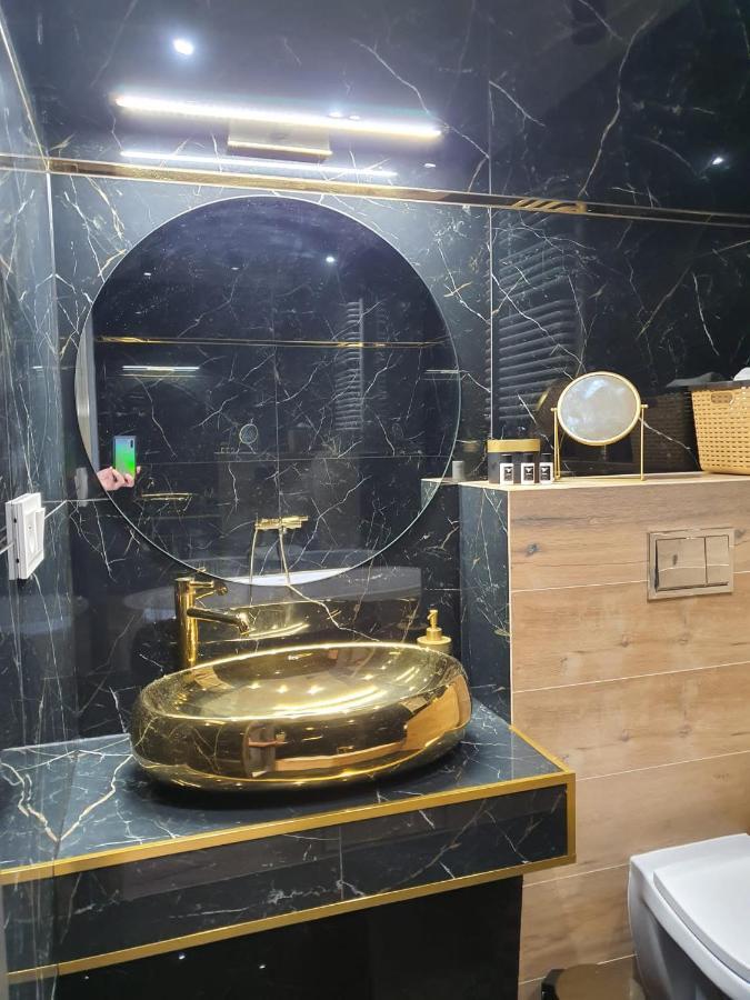 Apartament Dubaj グリヴィツェ エクステリア 写真